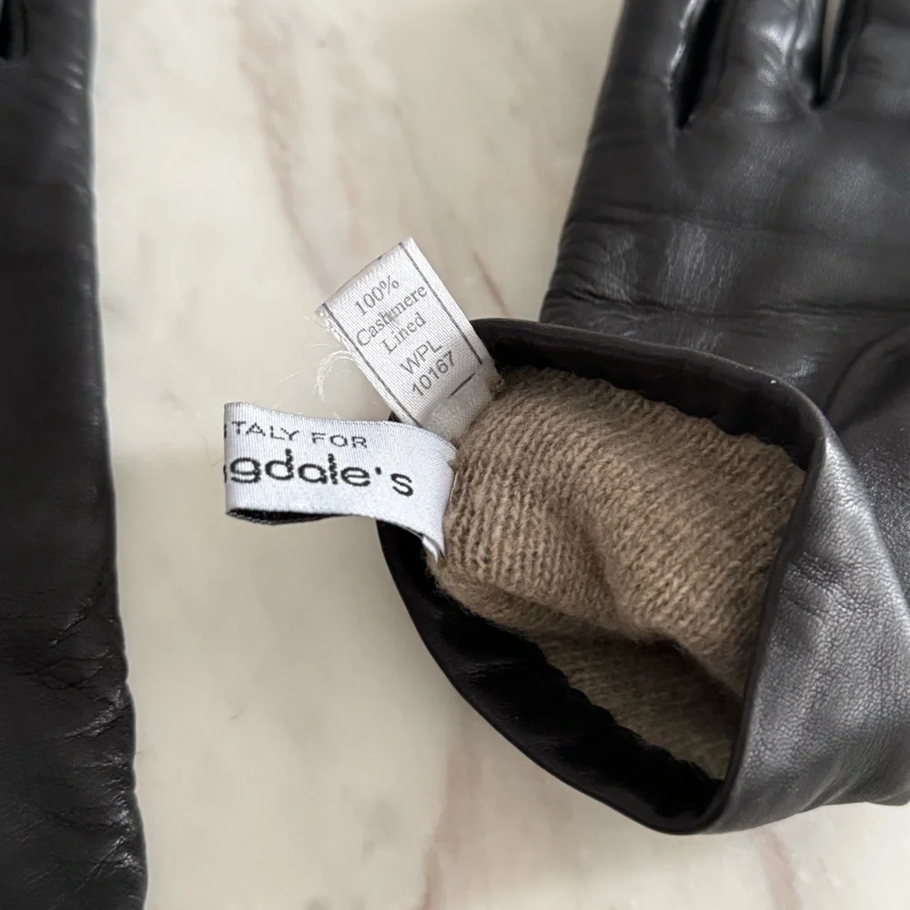 Bloomingdale’s 100% Leather Cashmere Lined Black Gloves made in Italy size 6.5